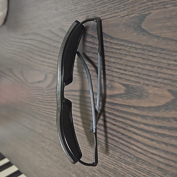 Maui Jim Sunglasses - Picture 5 of 7